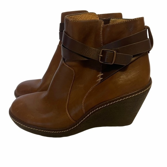 SOFFT Brown Bootie Size 8 Women Leather Wedge Chic Winter Glam Stylish Neutral - Picture 6 of 10